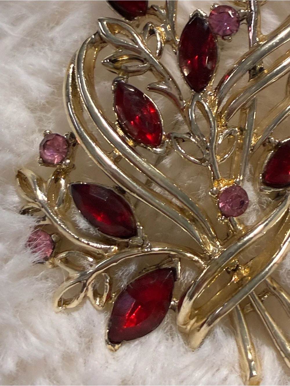 Unknown elegant gold